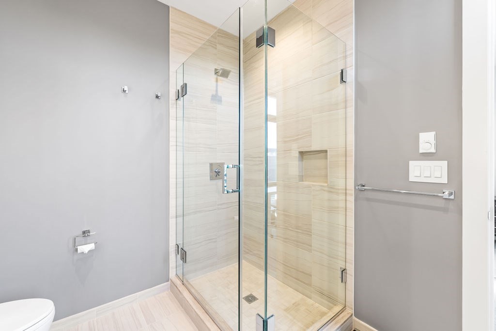 40 Traveler St # 303