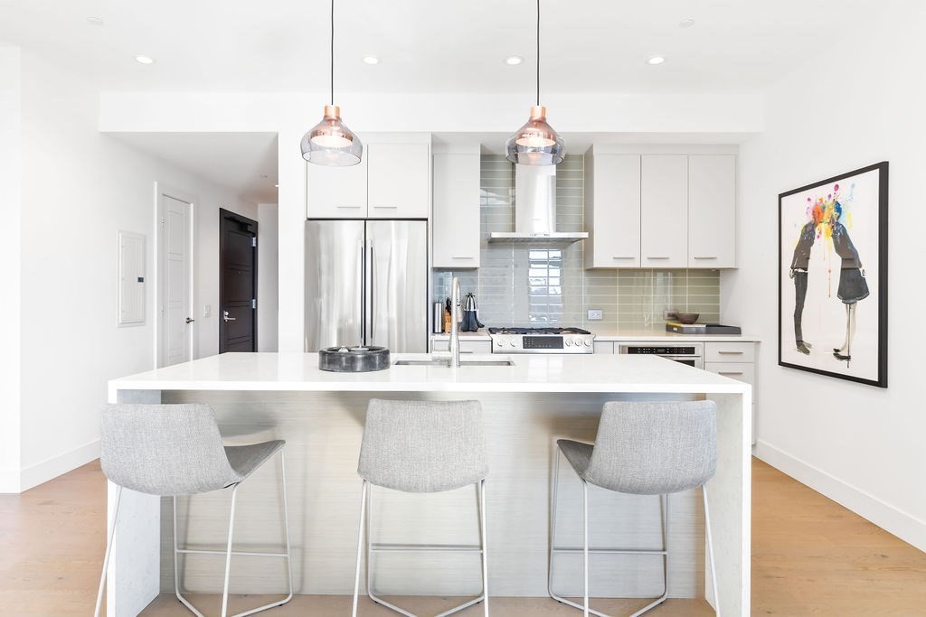 40 Traveler St # 303