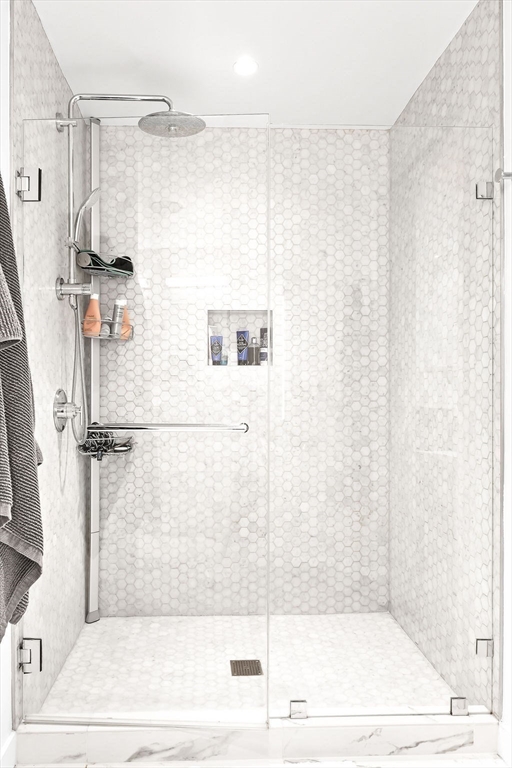 300 Pier 4 Blvd # 8A