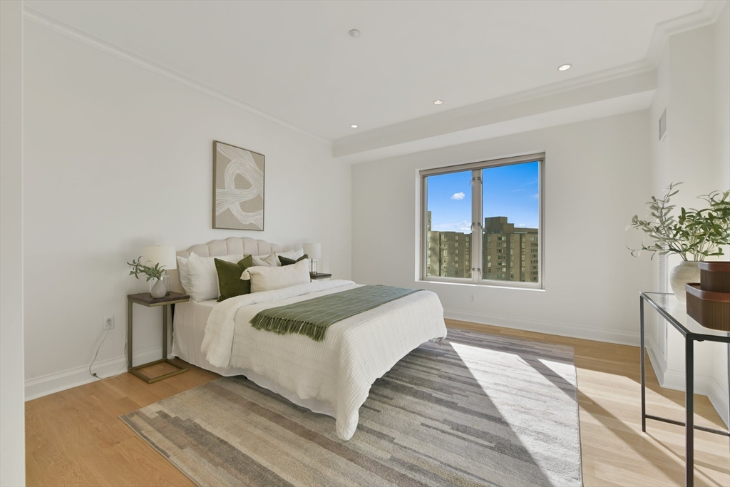 100 Belvidere St # 8H