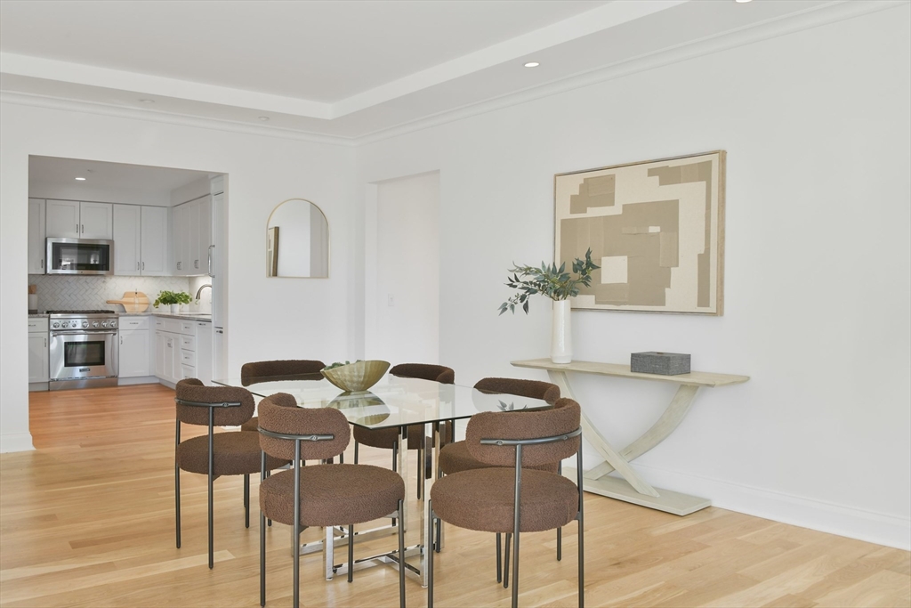 100 Belvidere St # 8H