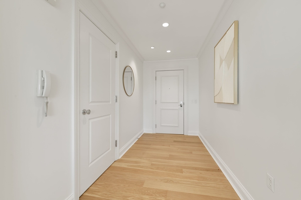 100 Belvidere St # 8H