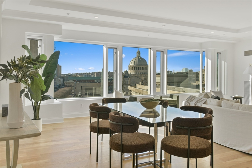 100 Belvidere St # 8H