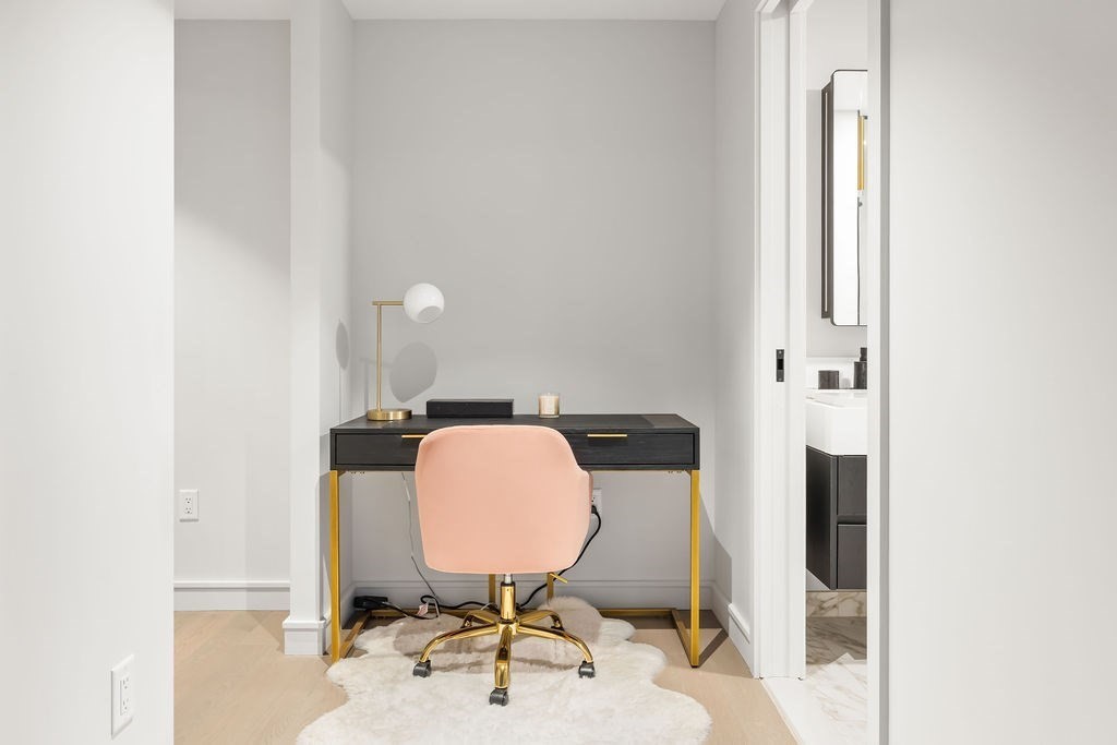 55 Lagrange St # 601