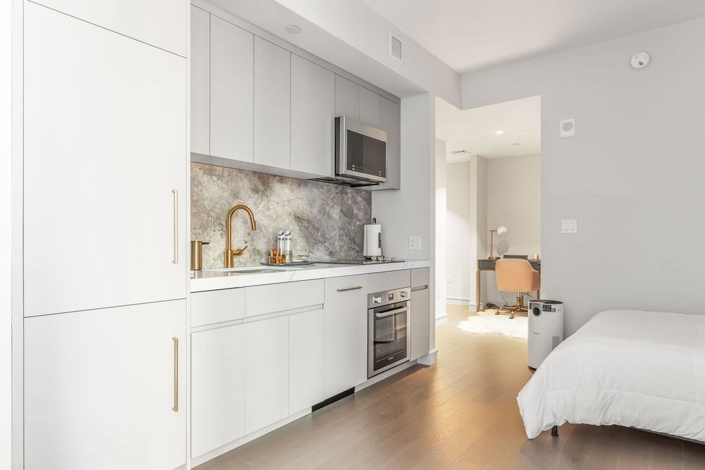 55 Lagrange St # 601