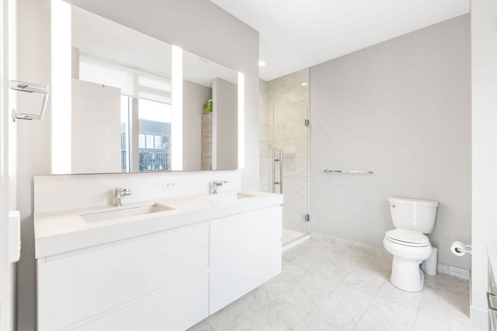 135 Seaport Blvd # 2201