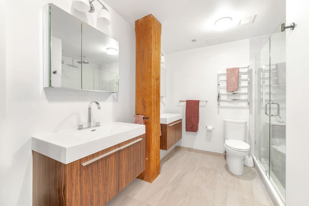 21 Wormwood St # 318 Unit: 316 & 318