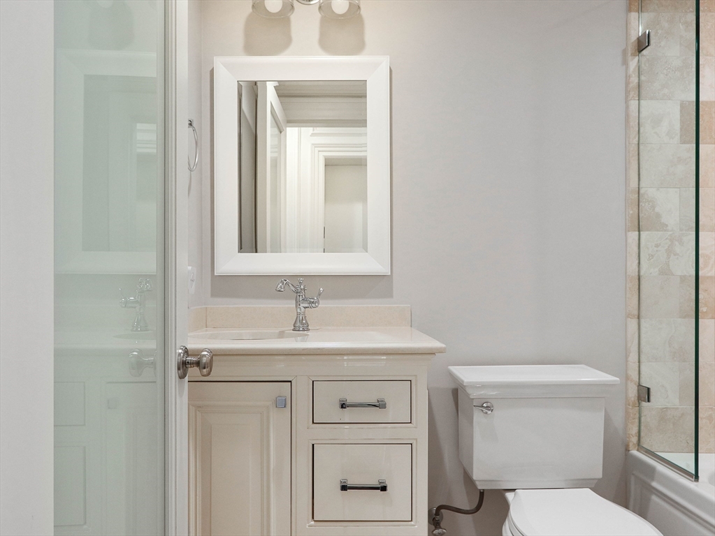 5 Marlborough St Unit: TH