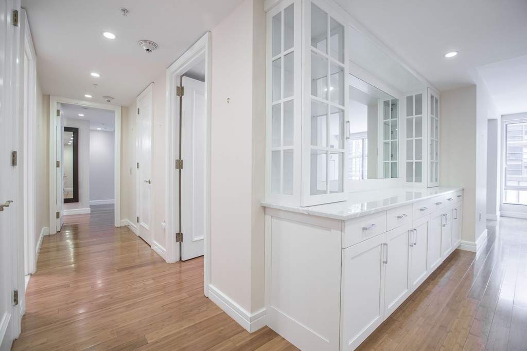 3 Avery Street # 308