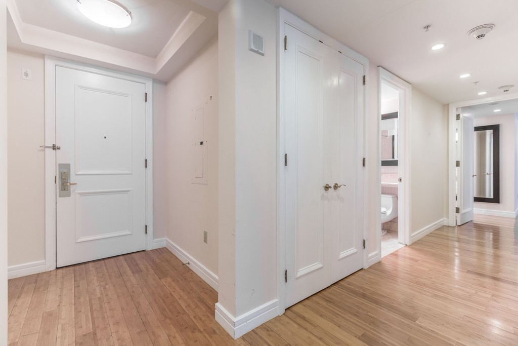 3 Avery Street # 308