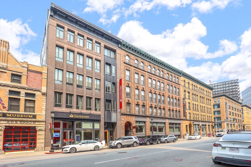 346 Congress St # 703