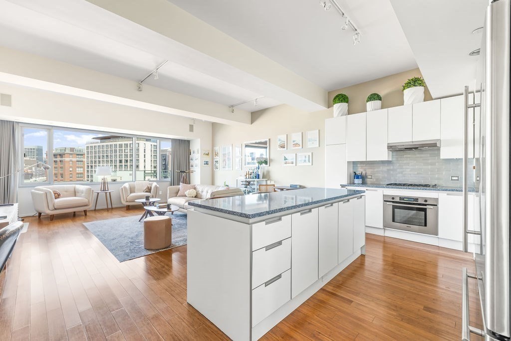 141 Dorchester Ave # 507