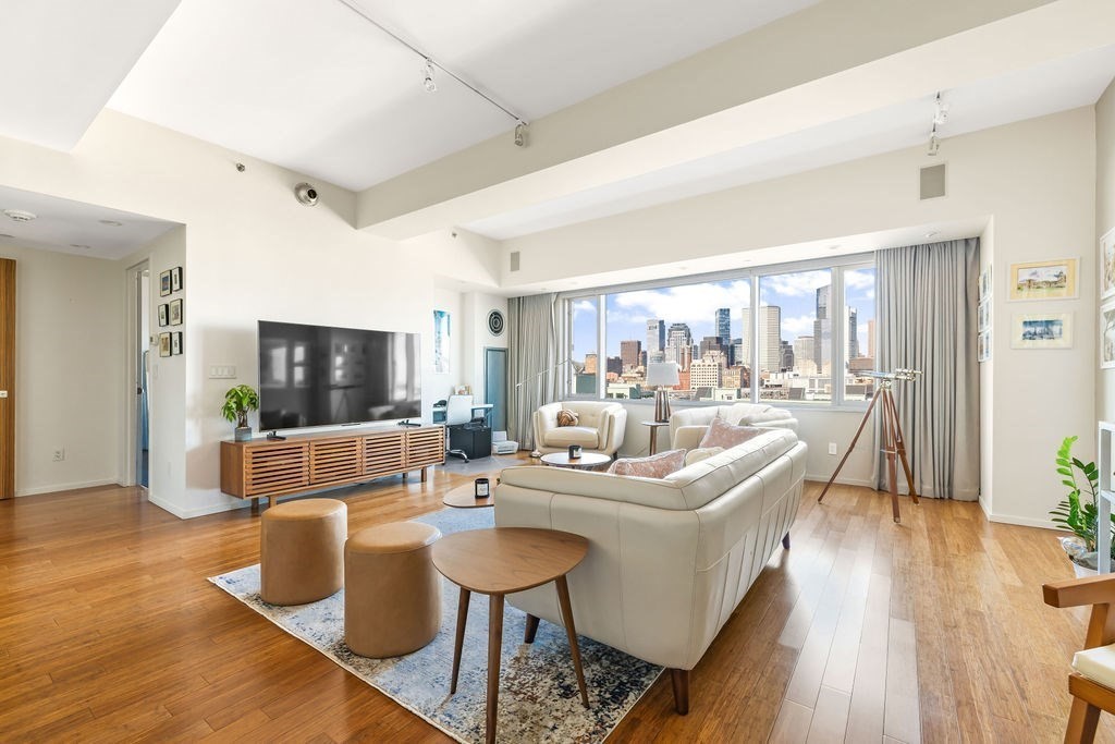 141 Dorchester Ave # 507