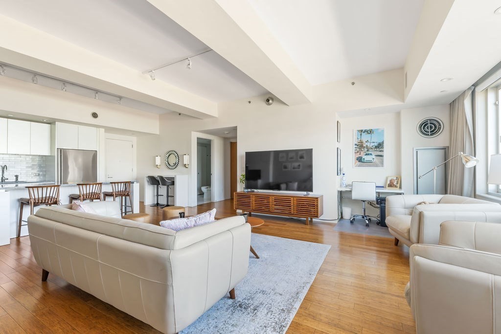 141 Dorchester Ave # 507