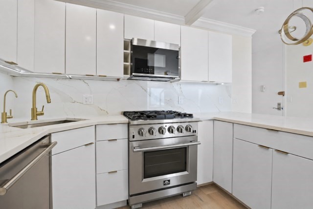 85 E India Row # 36D