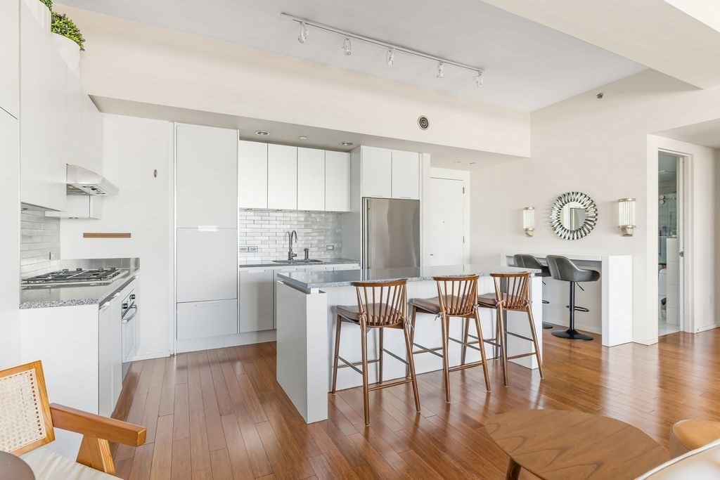 141 Dorchester Ave # 507