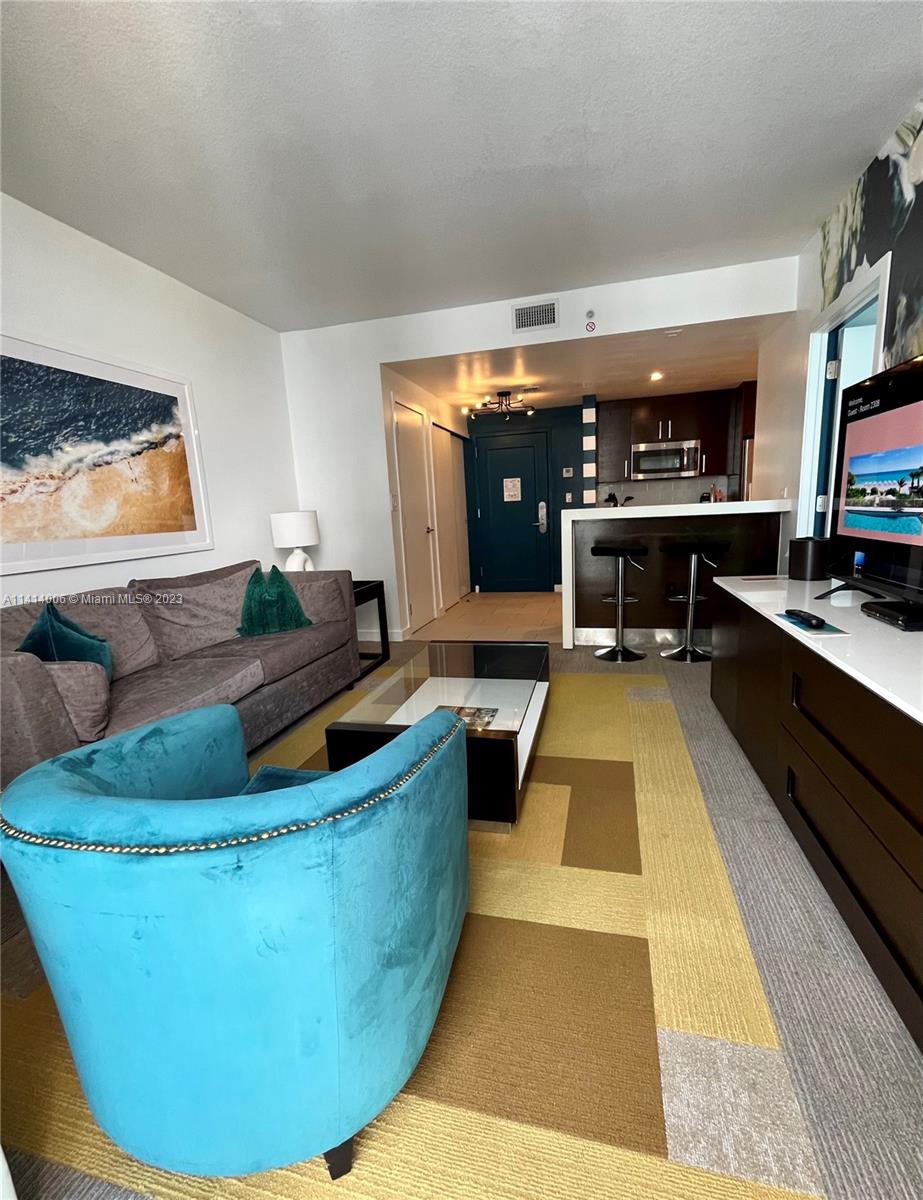 17315 Collins Ave # 2008