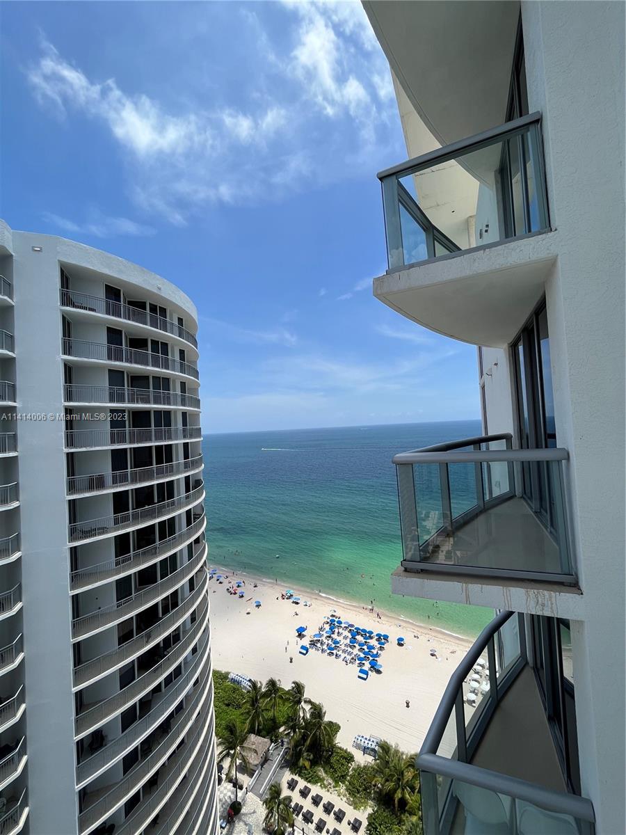 17315 Collins Ave # 2008