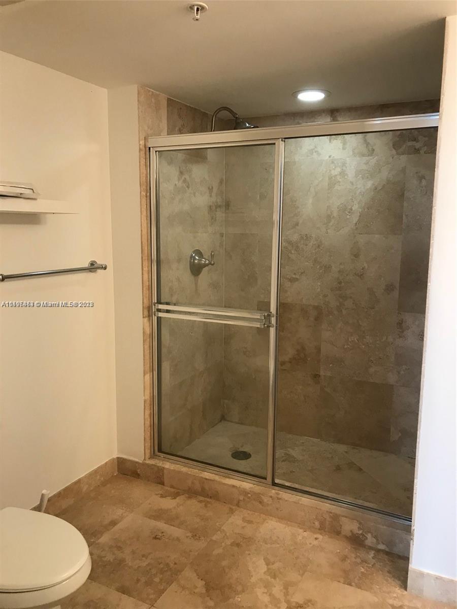 3232 CORAL WAY # 1404