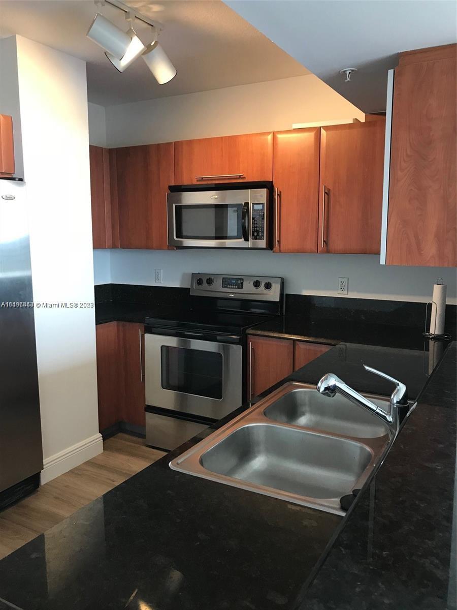 3232 CORAL WAY # 1404