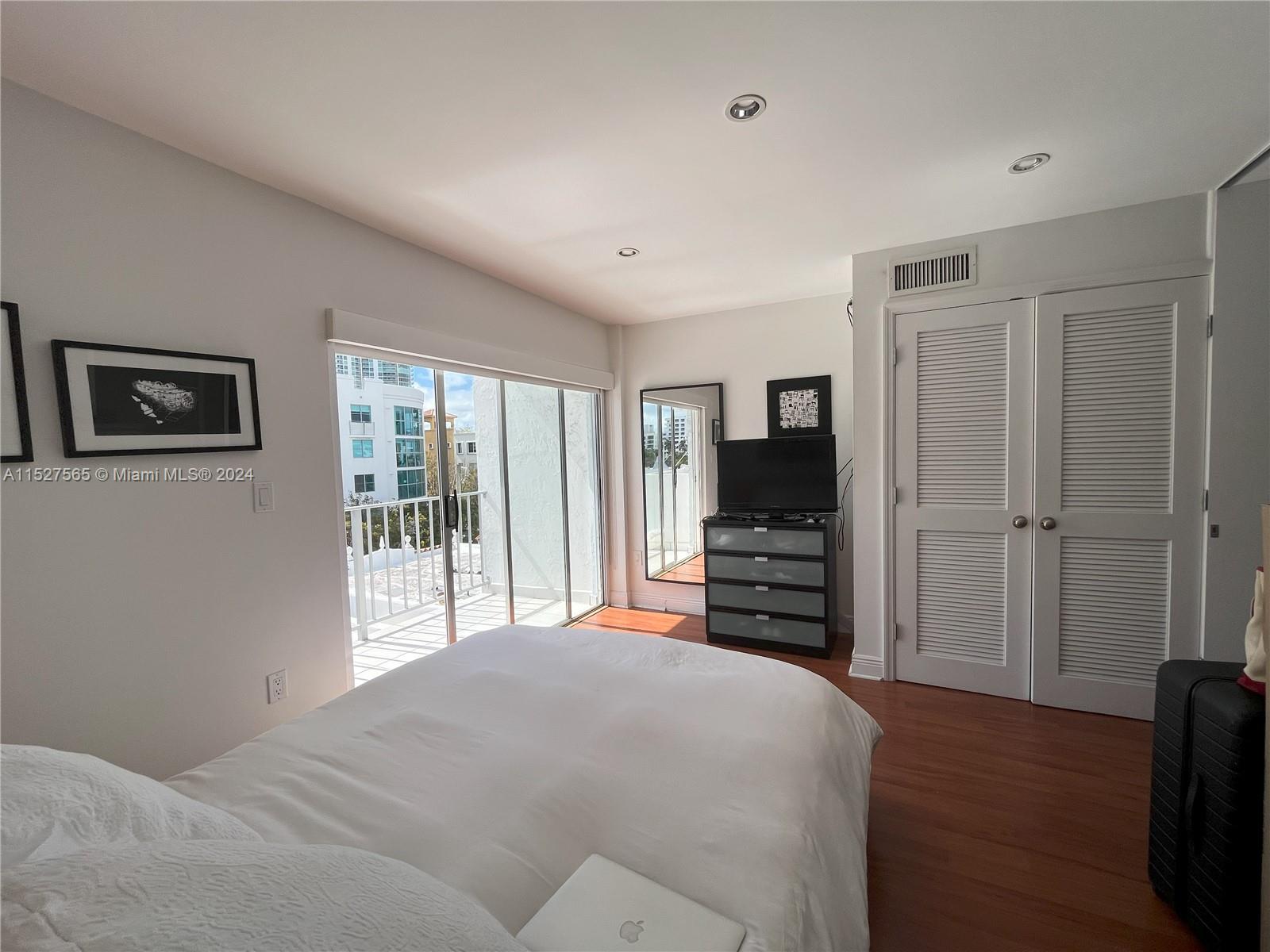 221 Meridian Ave # 506