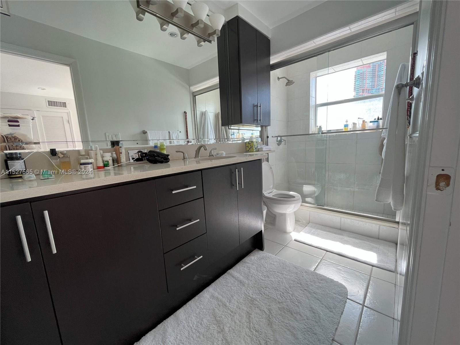 221 Meridian Ave # 506