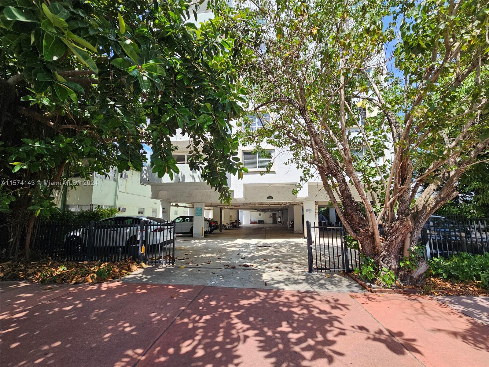 1200 14th St # 3E