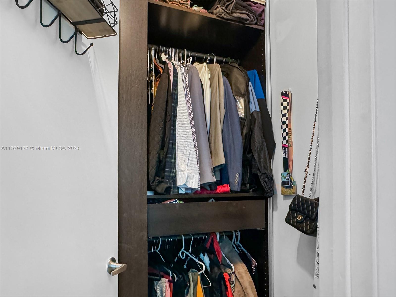 1900 N Bayshore Dr # 4317 Unit: PH-4317