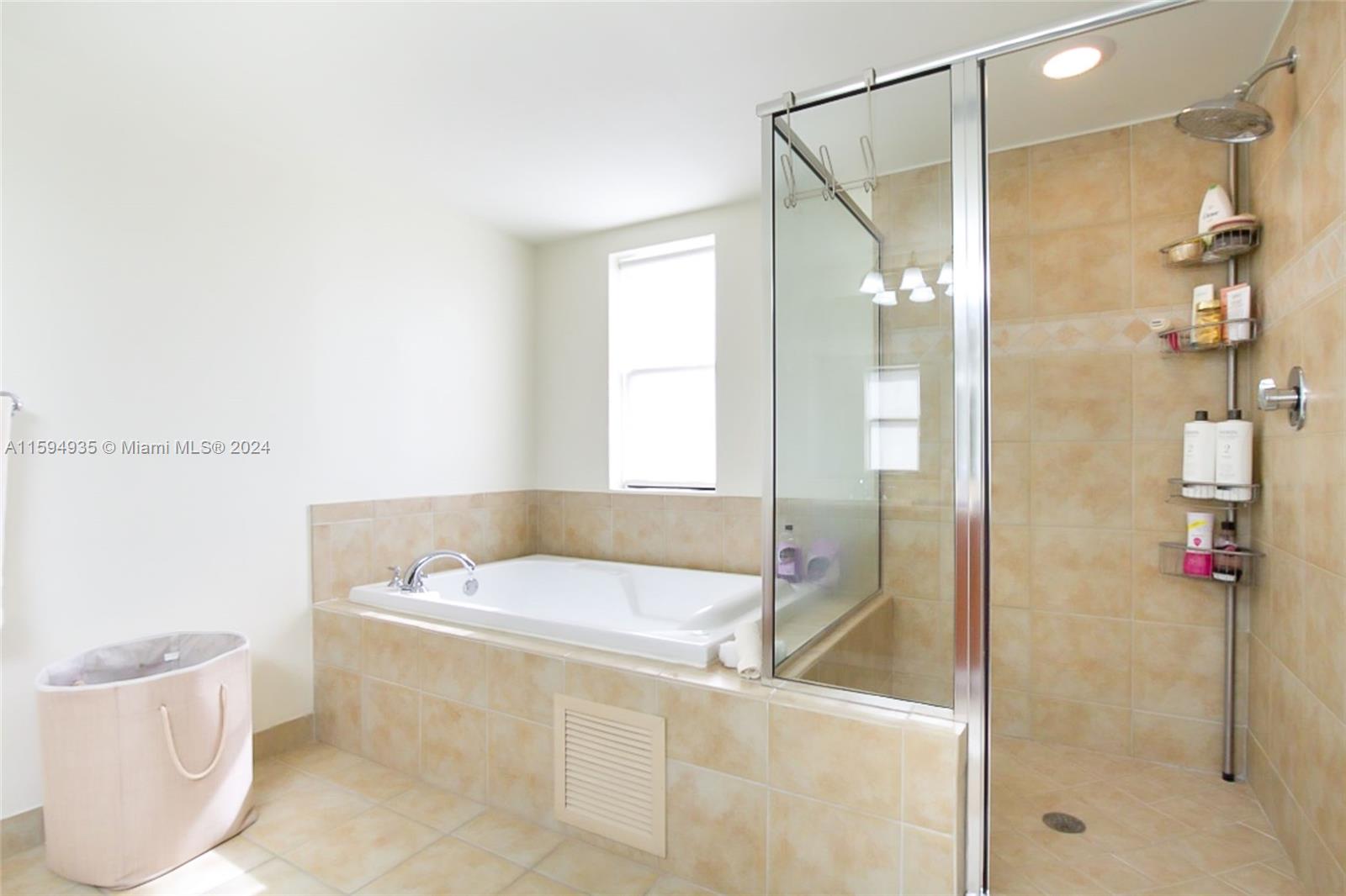 888 S Douglas Rd # 1417