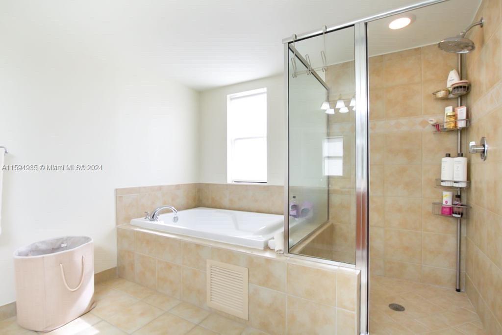 888 S Douglas Rd # 1417