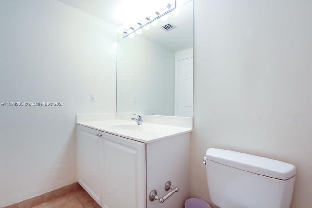 888 S Douglas Rd # 1417