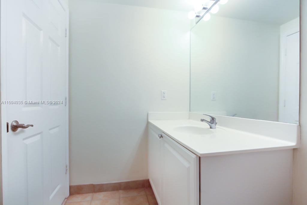 888 S Douglas Rd # 1417