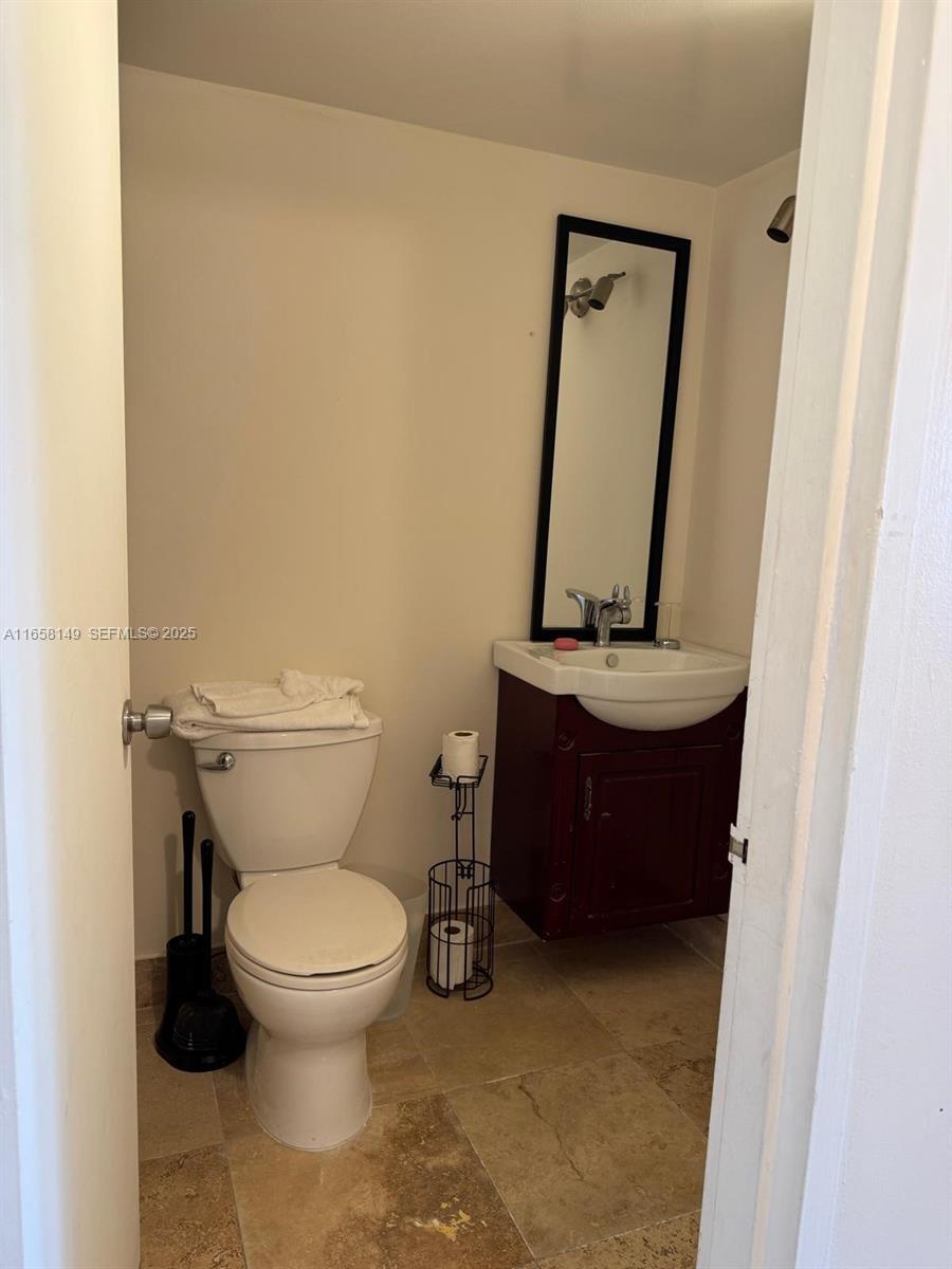 900 BAY DR # 615