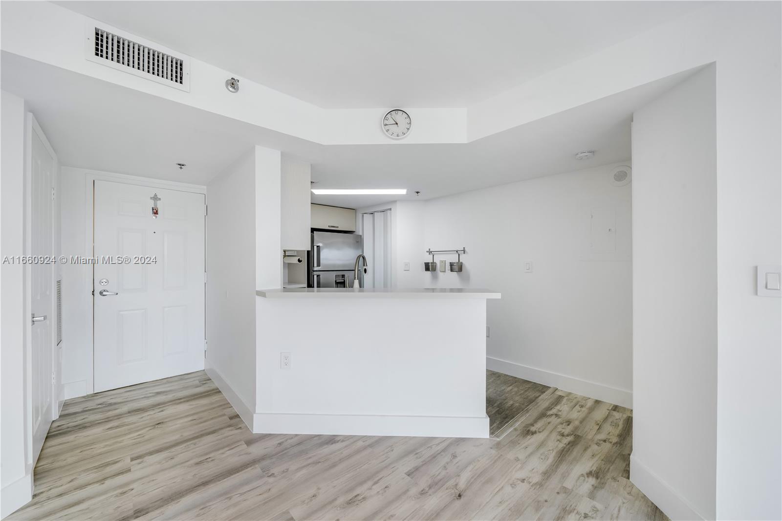 2351 Douglas Rd # 510