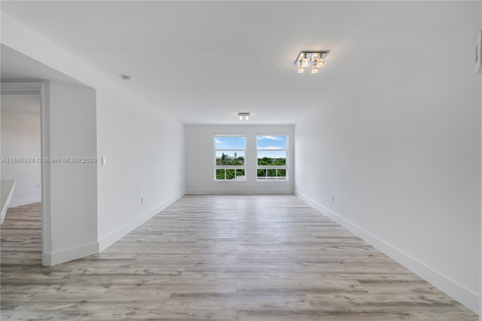 2351 Douglas Rd # 510