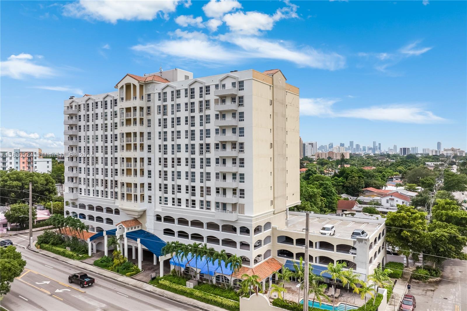 2351 Douglas Rd # 510