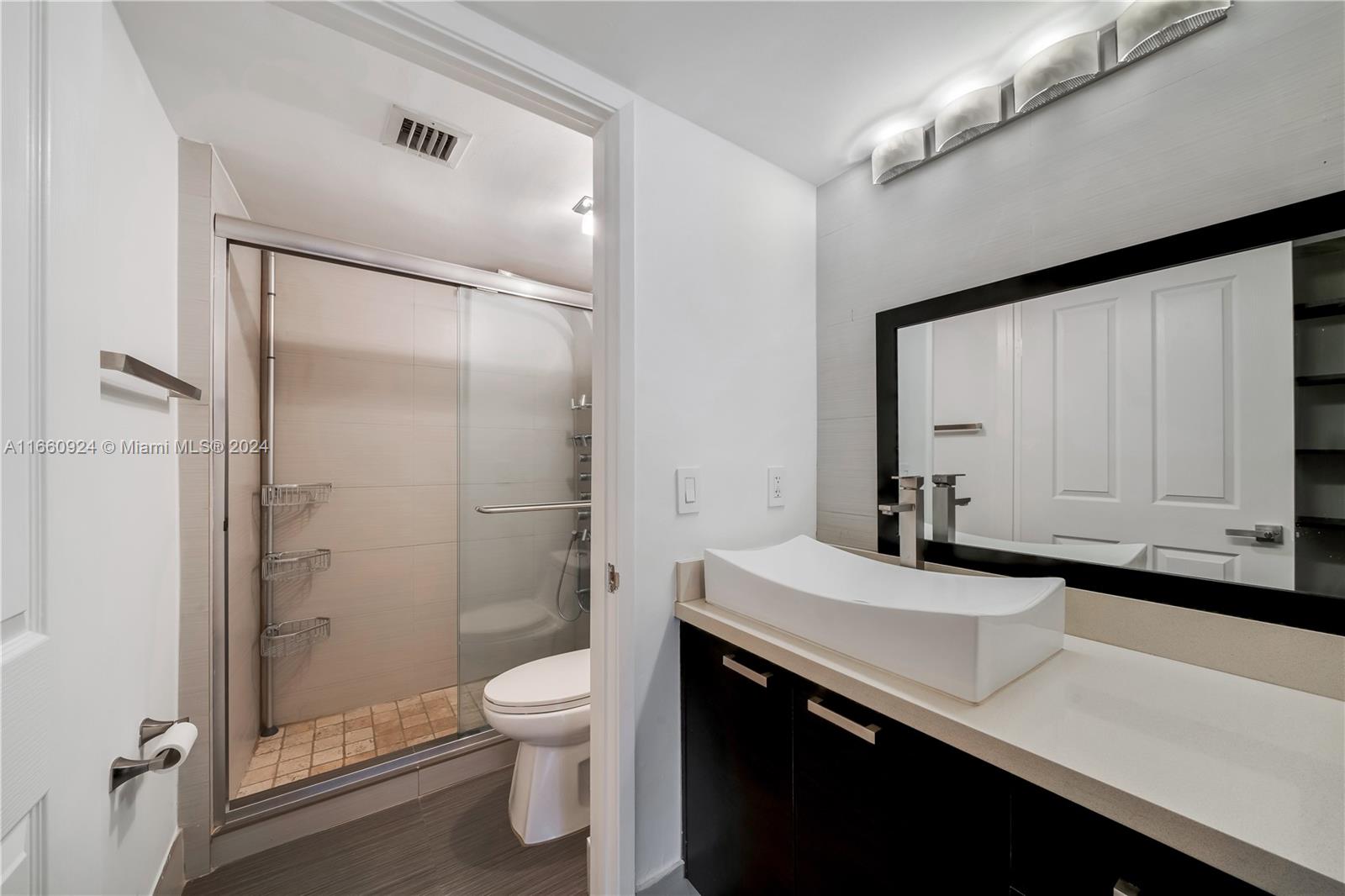 2351 Douglas Rd # 510