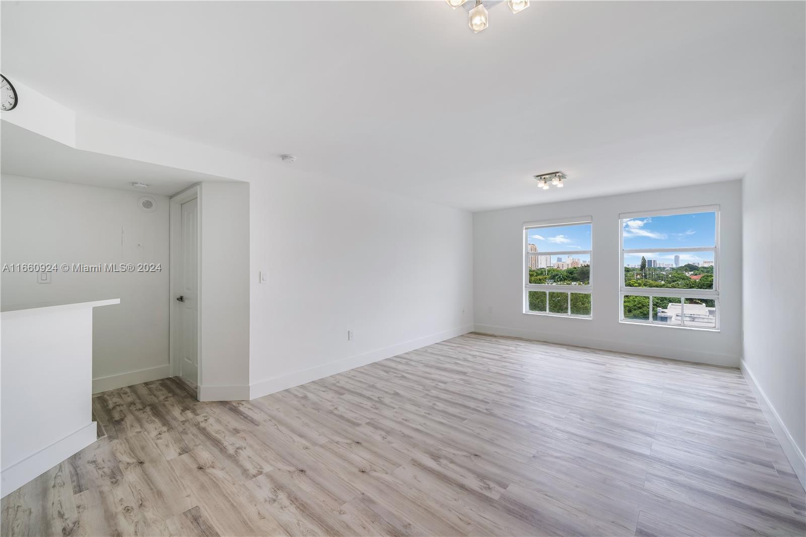 2351 Douglas Rd # 510