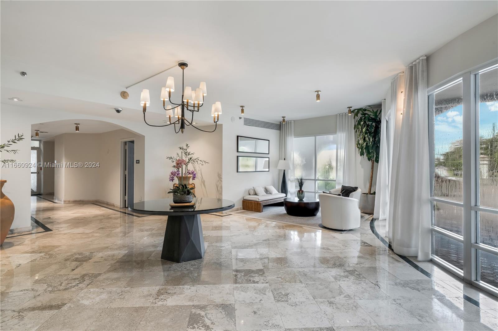 2351 Douglas Rd # 510