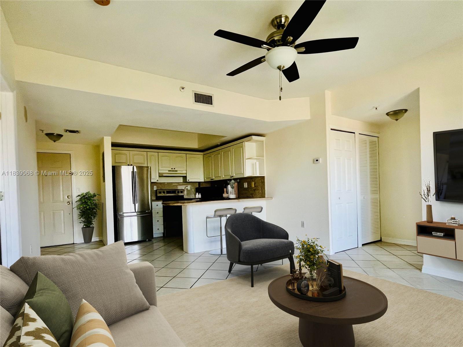 3500 Coral Way # 913