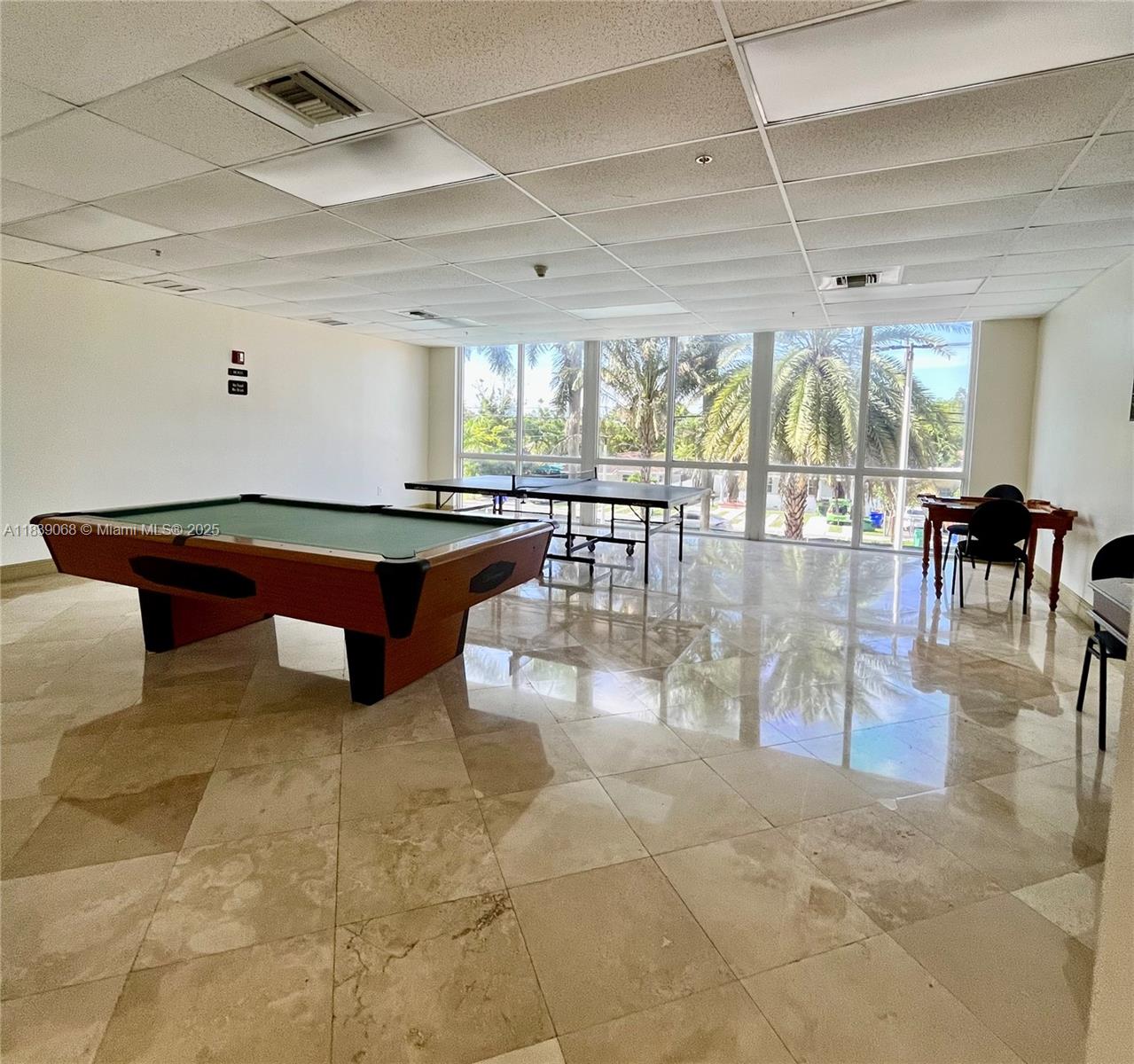3500 Coral Way # 913