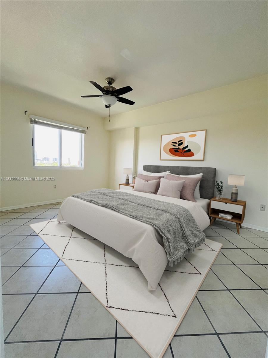 3500 Coral Way # 913