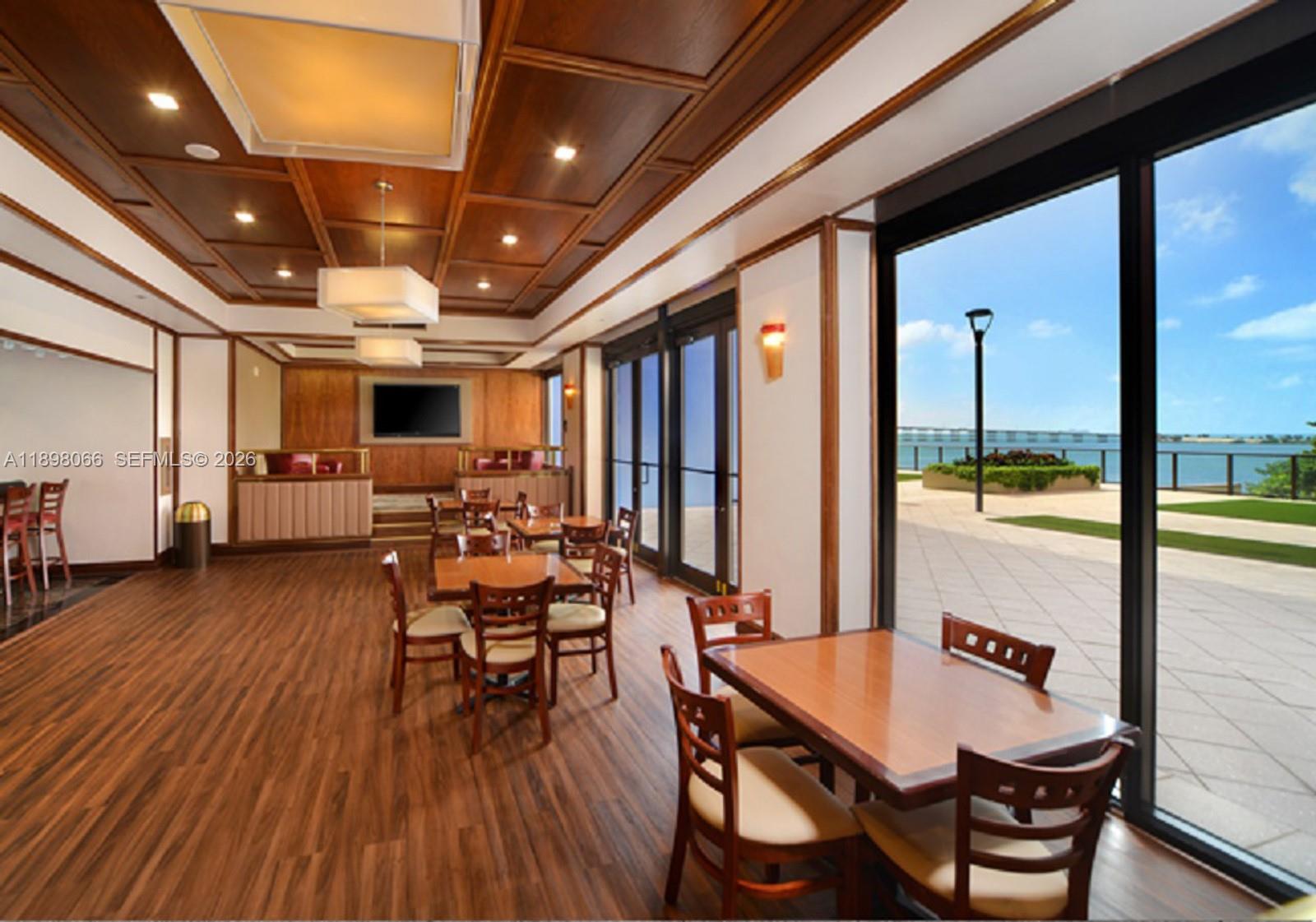 1581 Brickell Ave # 2005