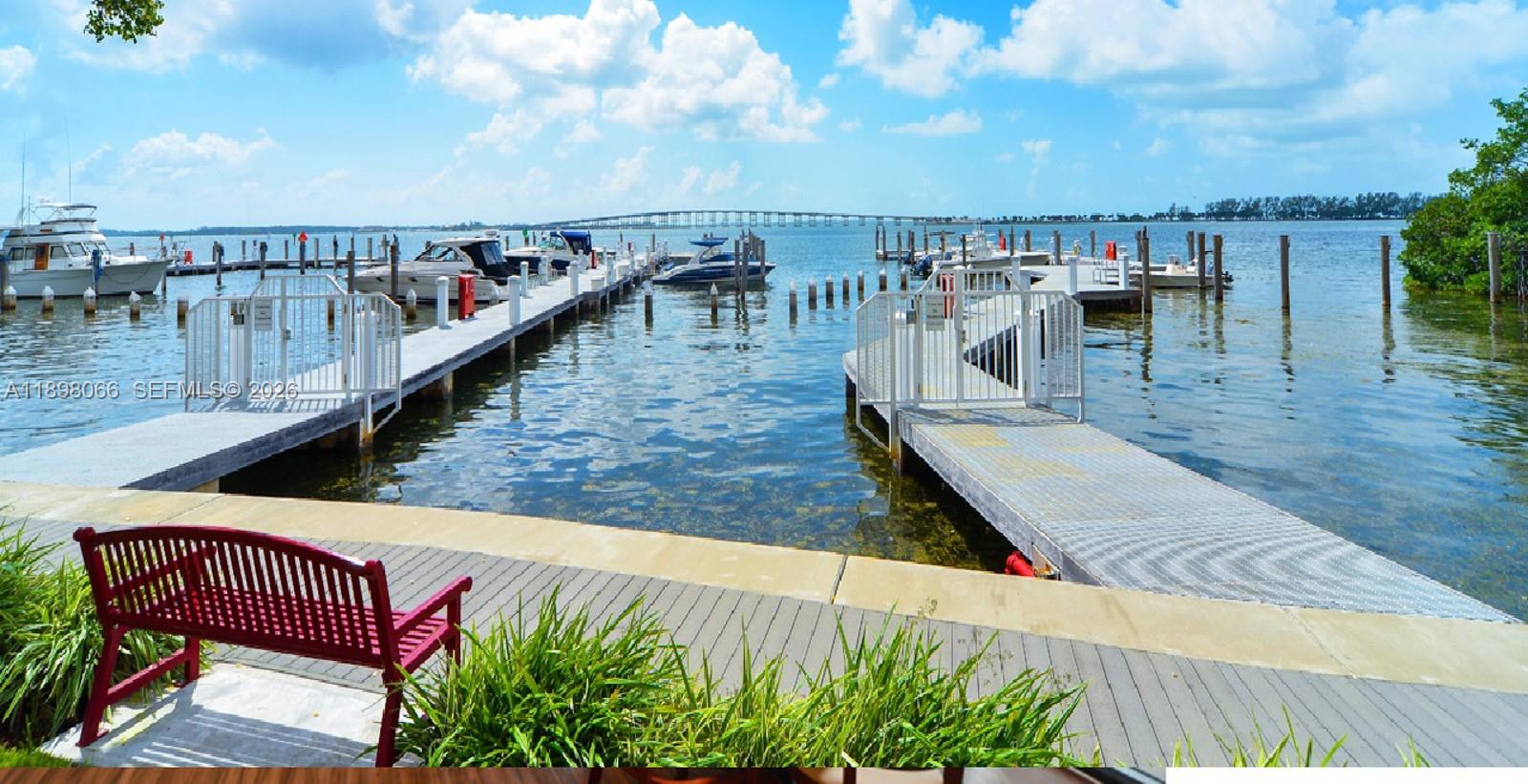 1581 Brickell Ave # 2005