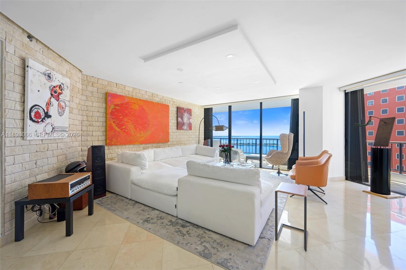 1581 Brickell Ave # 2005