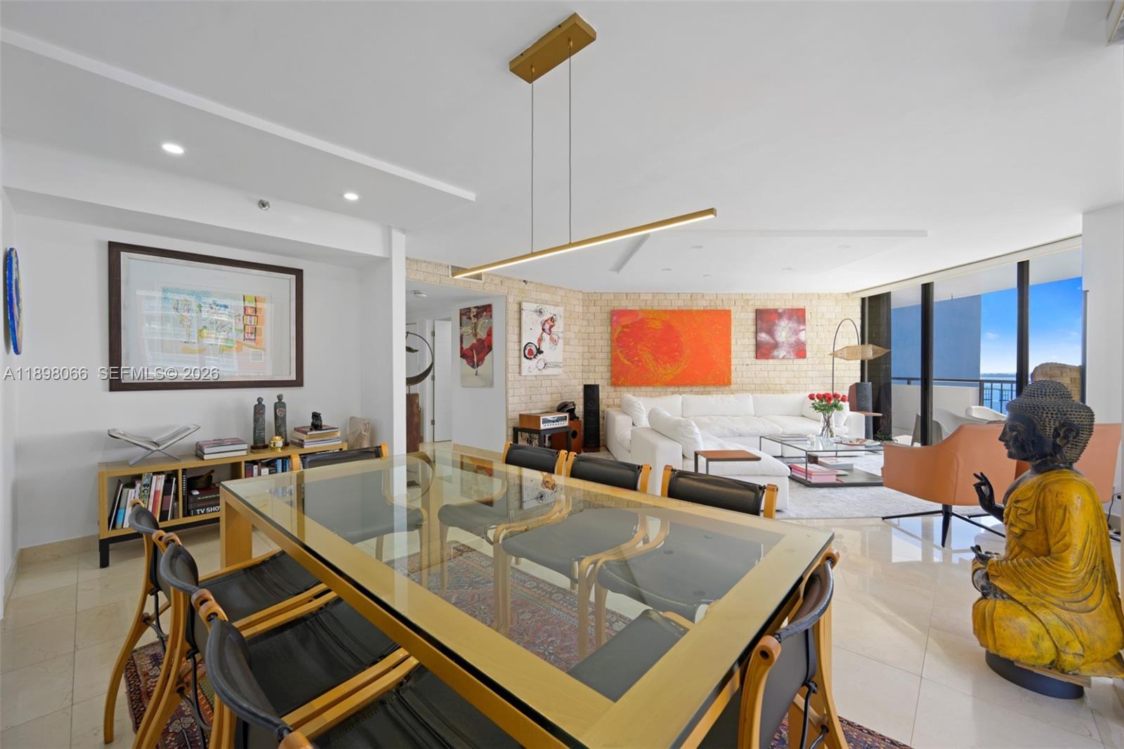 1581 Brickell Ave # 2005