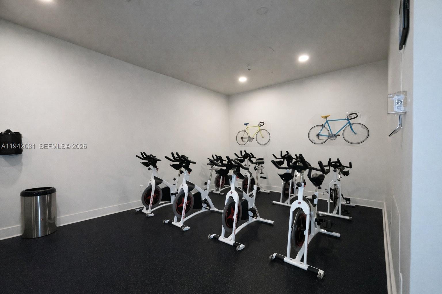 1900 N Bayshore Dr # 1714