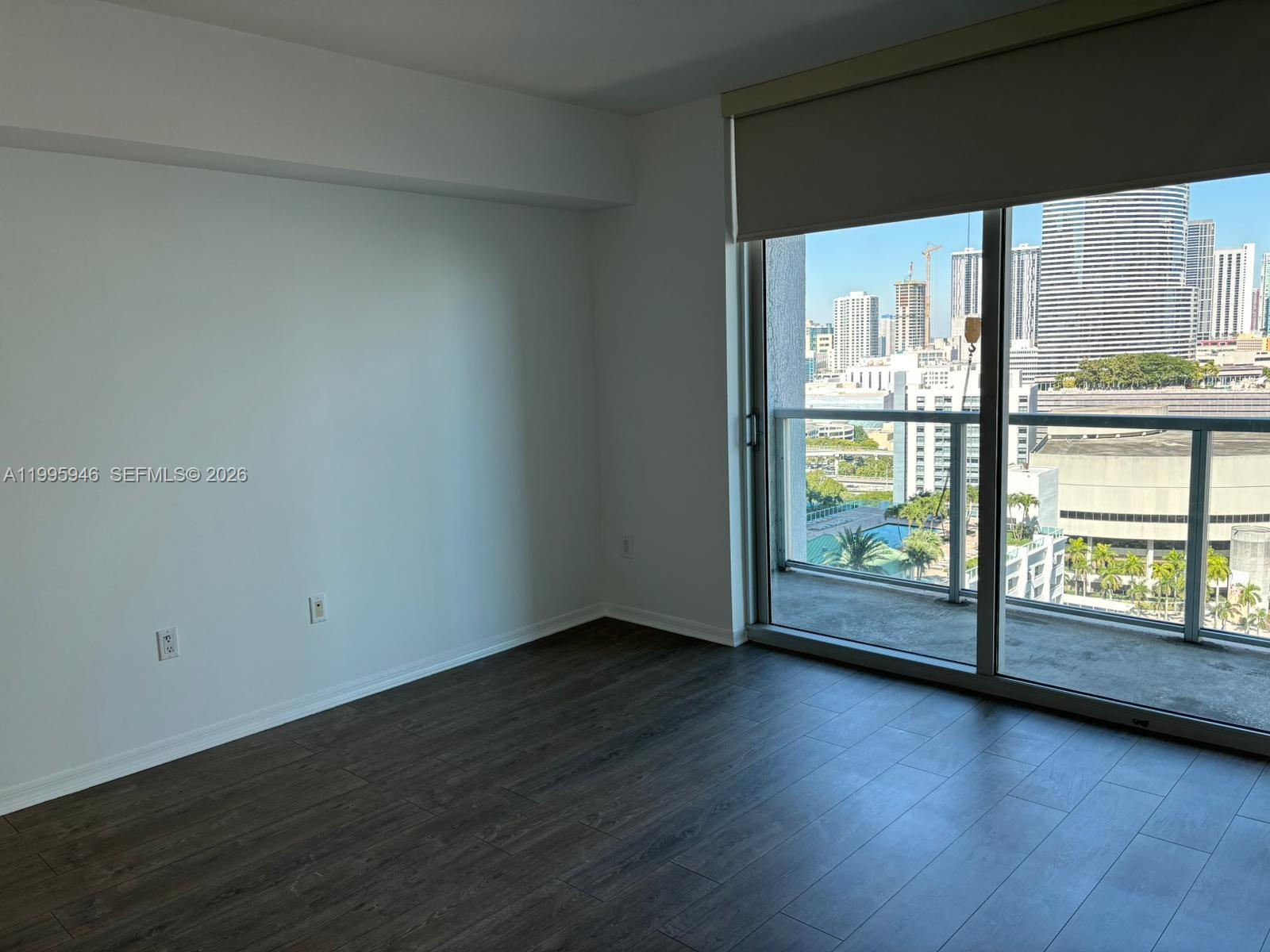 55 SE 6th St # 2005