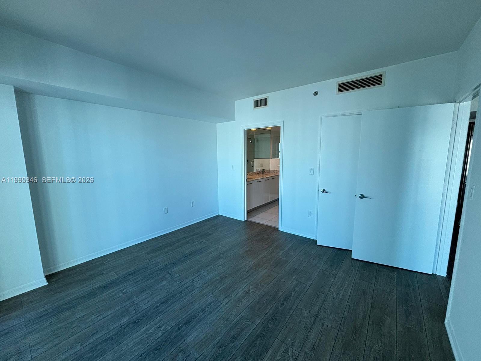 55 SE 6th St # 2005