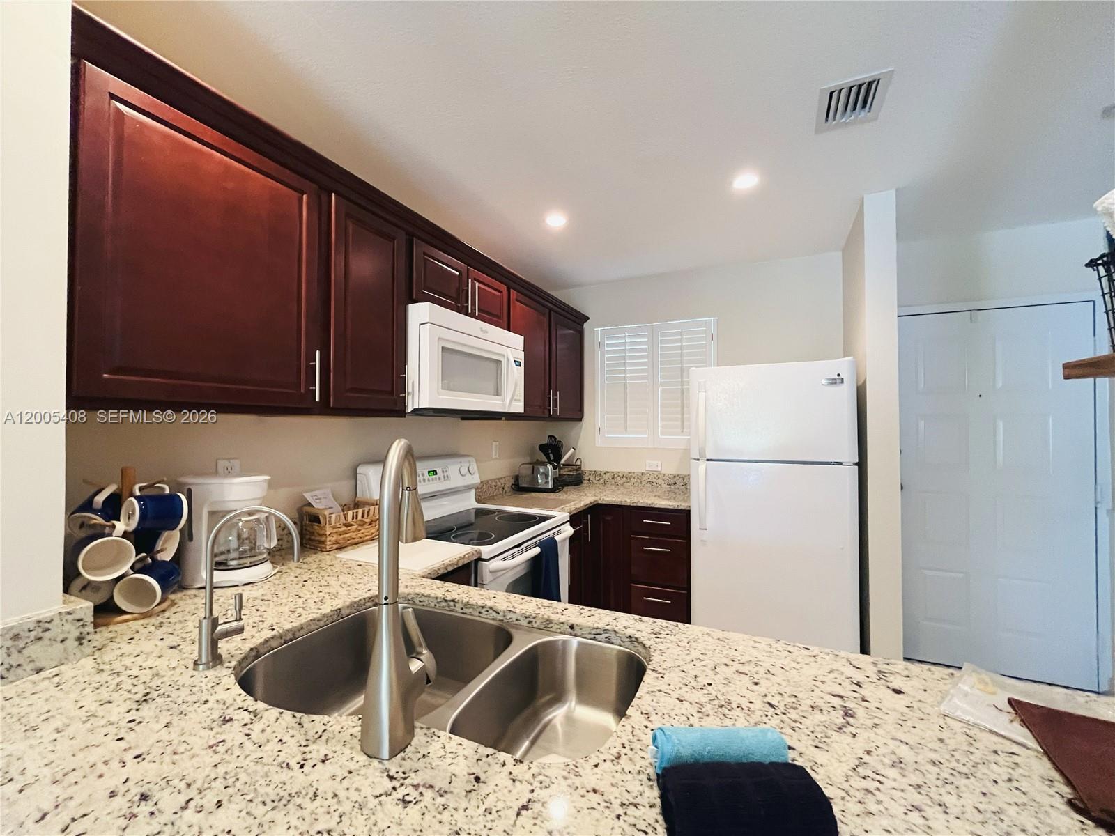 98282 Windward Ave # 2